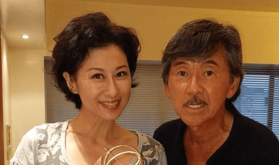 前妻庆生,两人贴脸搂肩好亲密,同母异父两兄弟关系融洽|吴正元|林子祥