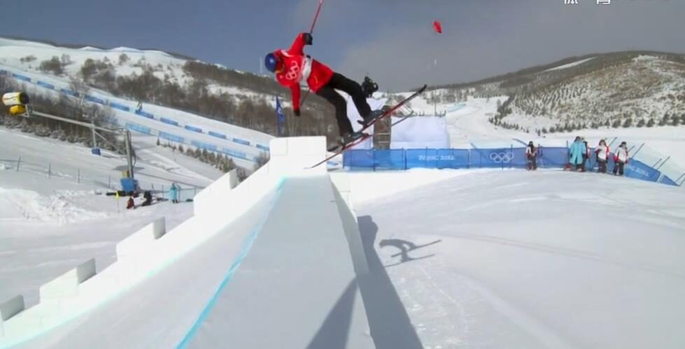 大心脏!谷爱凌收获银牌,最后一跳86.23分逆袭,天才对手仅第三休闲区蓝鸢梦想 - Www.slyday.coM 大心脏!谷爱凌收获银牌,最后一跳86.23分逆袭,天才对手仅第三休闲区蓝鸢梦想 - Www.slyday.coM