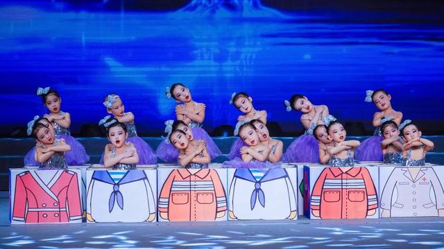 “快乐成长 梦想启航”2022渭南市（融创）少儿元宵晚会圆满落幕休闲区蓝鸢梦想 - Www.slyday.coM