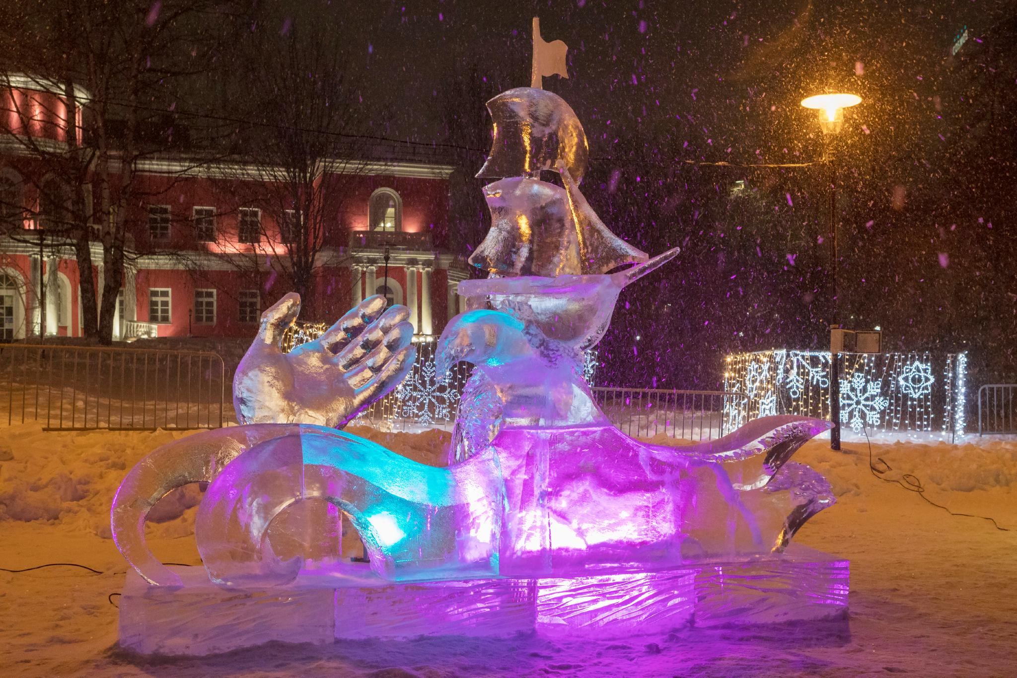 俄罗斯彼得罗扎沃茨克的冰雪节|彼得罗扎沃茨克|冰雪节|卫星_新浪新闻