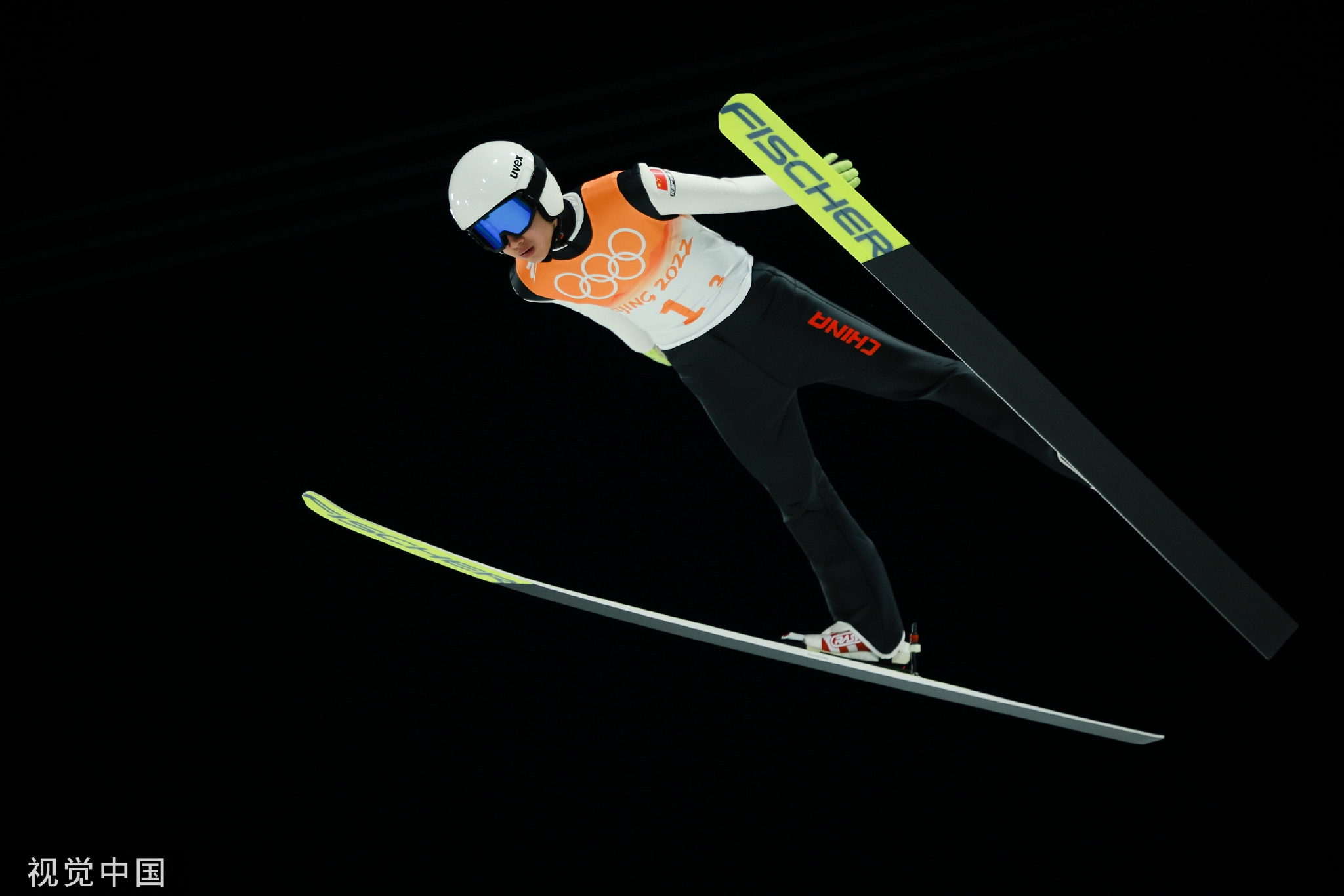 冬奥头条｜谷爱凌苏翊鸣今日冲金，朱易出战女子单人滑短节目休闲区蓝鸢梦想 - Www.slyday.coM