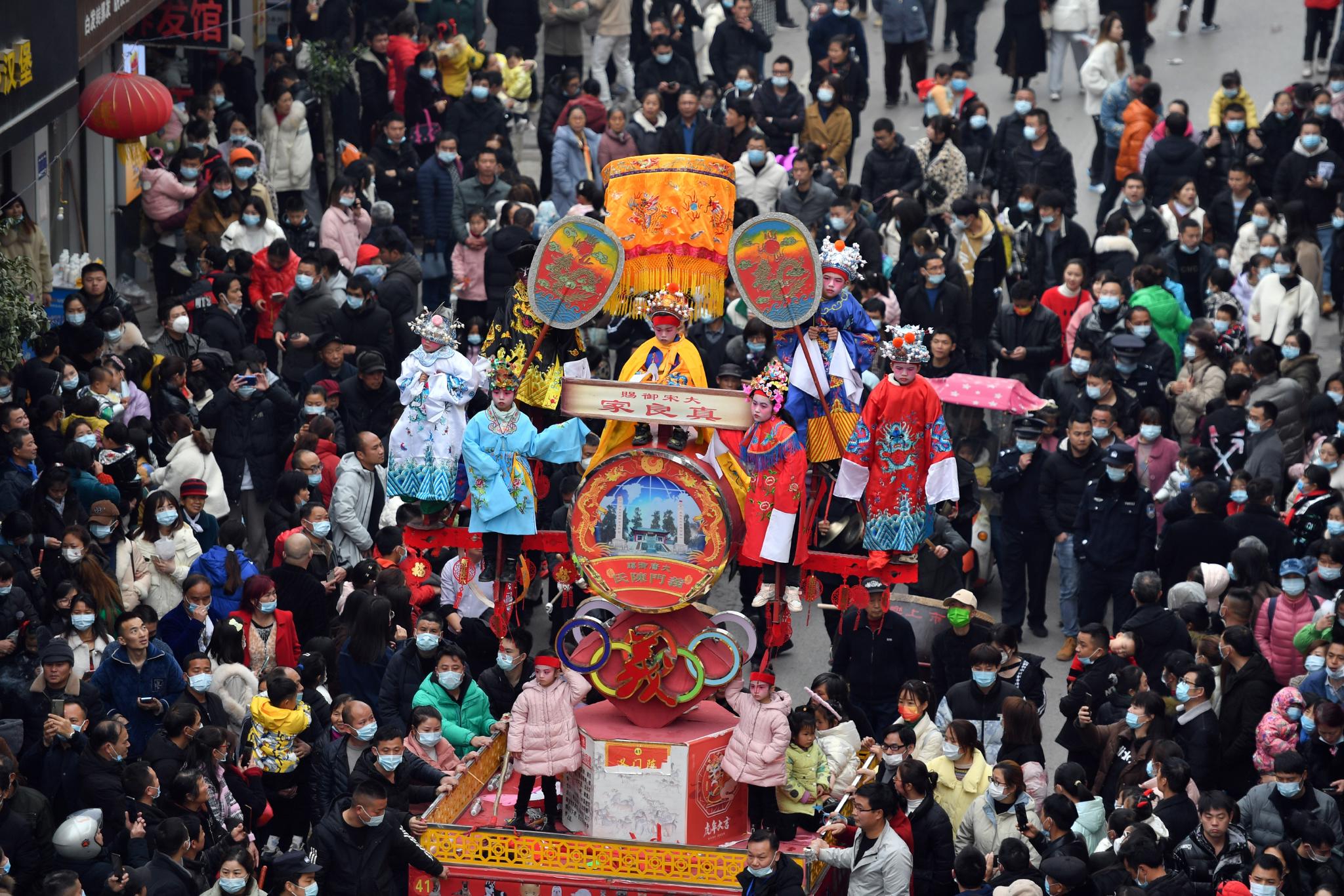 听非遗讲故事千年元宵节民俗长乐抬阁故事会的新传承