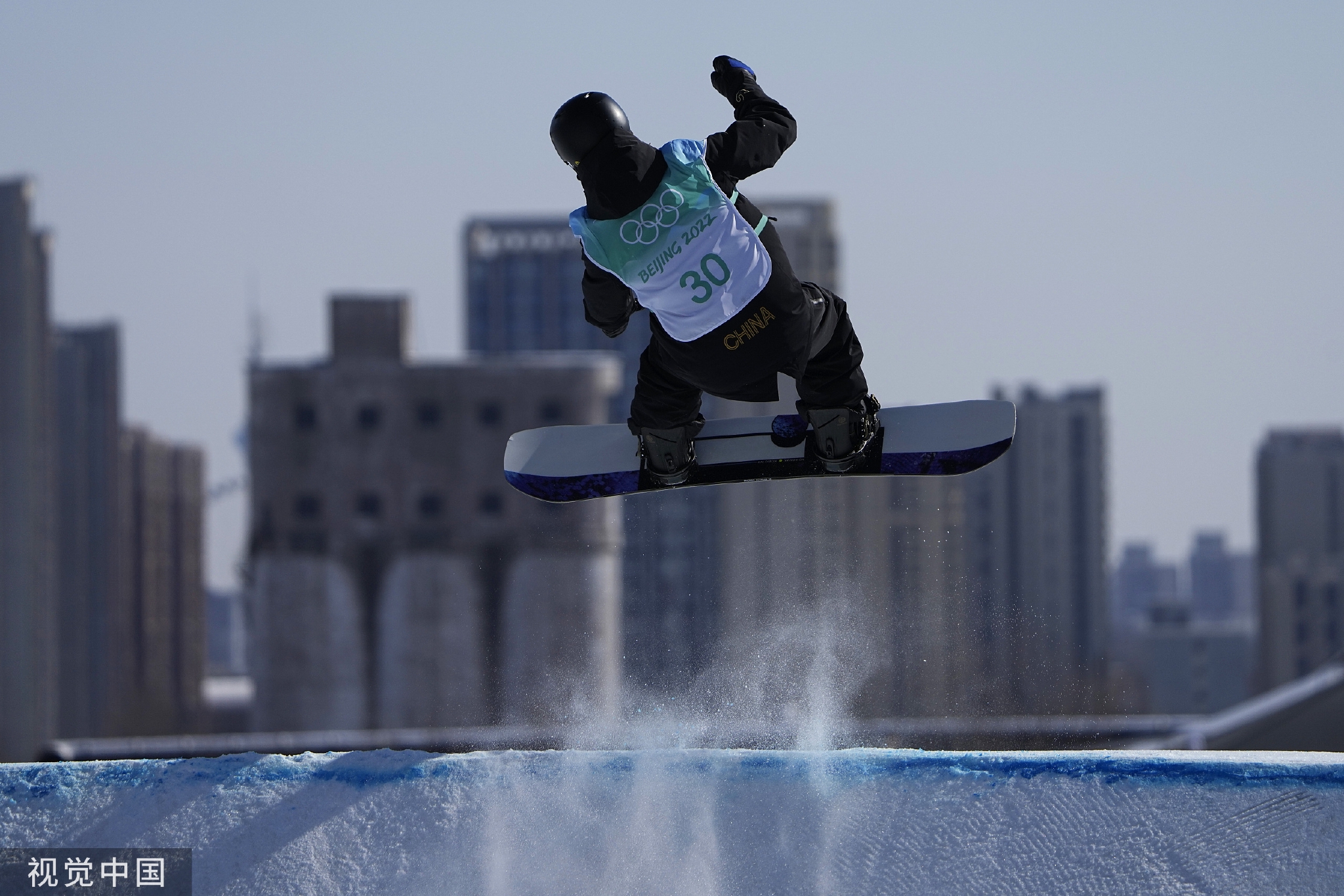冬奥头条｜谷爱凌苏翊鸣今日冲金，朱易出战女子单人滑短节目休闲区蓝鸢梦想 - Www.slyday.coM