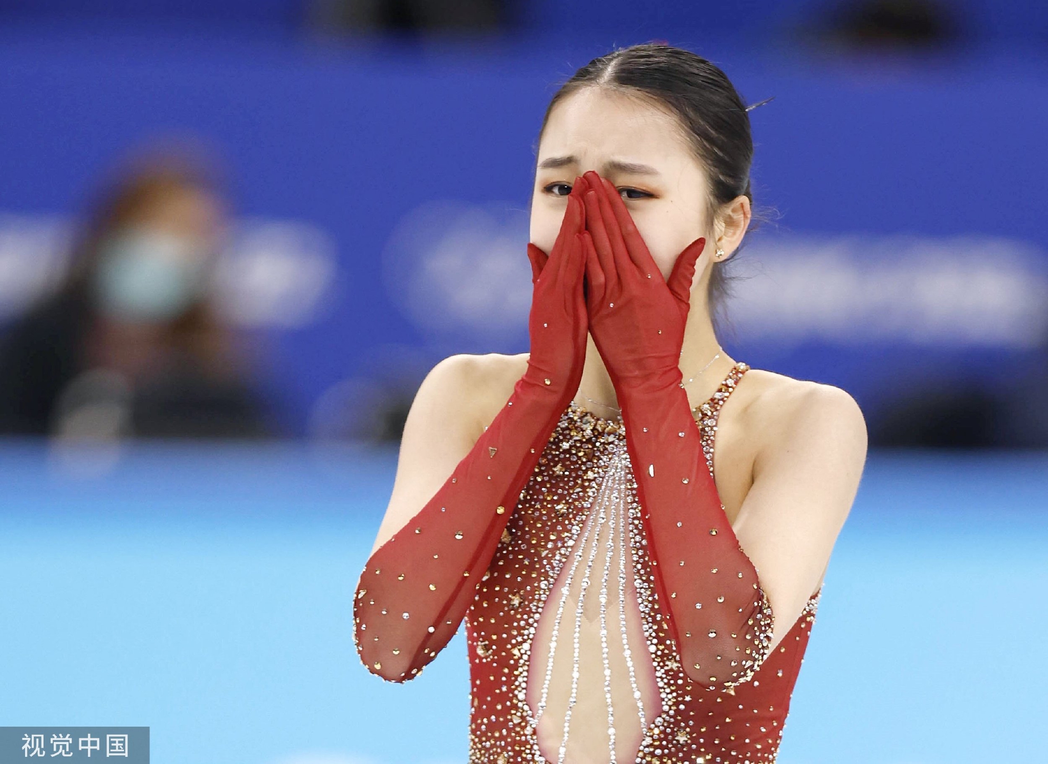 冬奥头条｜谷爱凌苏翊鸣今日冲金，朱易出战女子单人滑短节目休闲区蓝鸢梦想 - Www.slyday.coM
