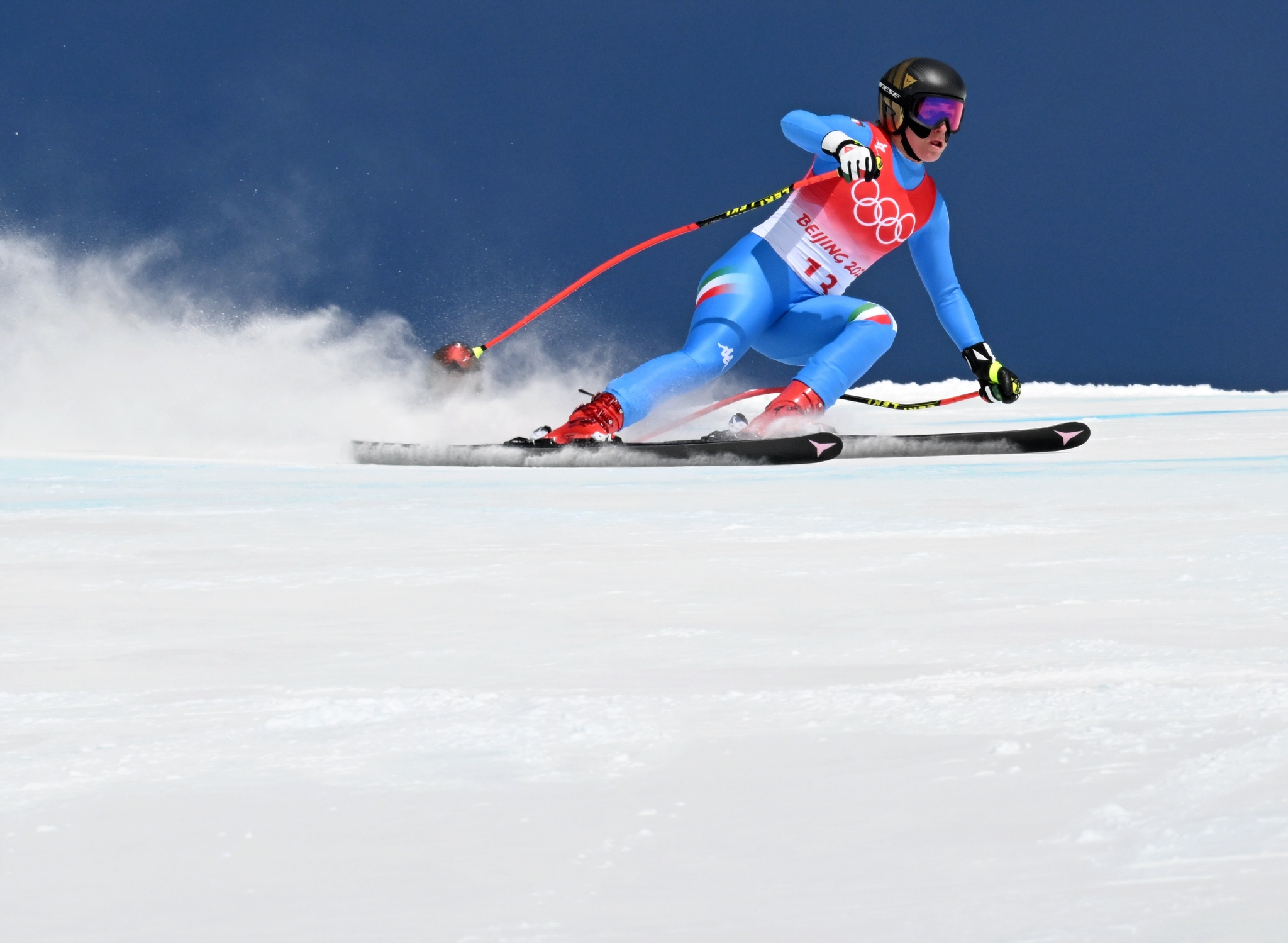 北京冬奥会高山滑雪孔凡影女子滑降创历史苏特力压卫冕冠军夺冠