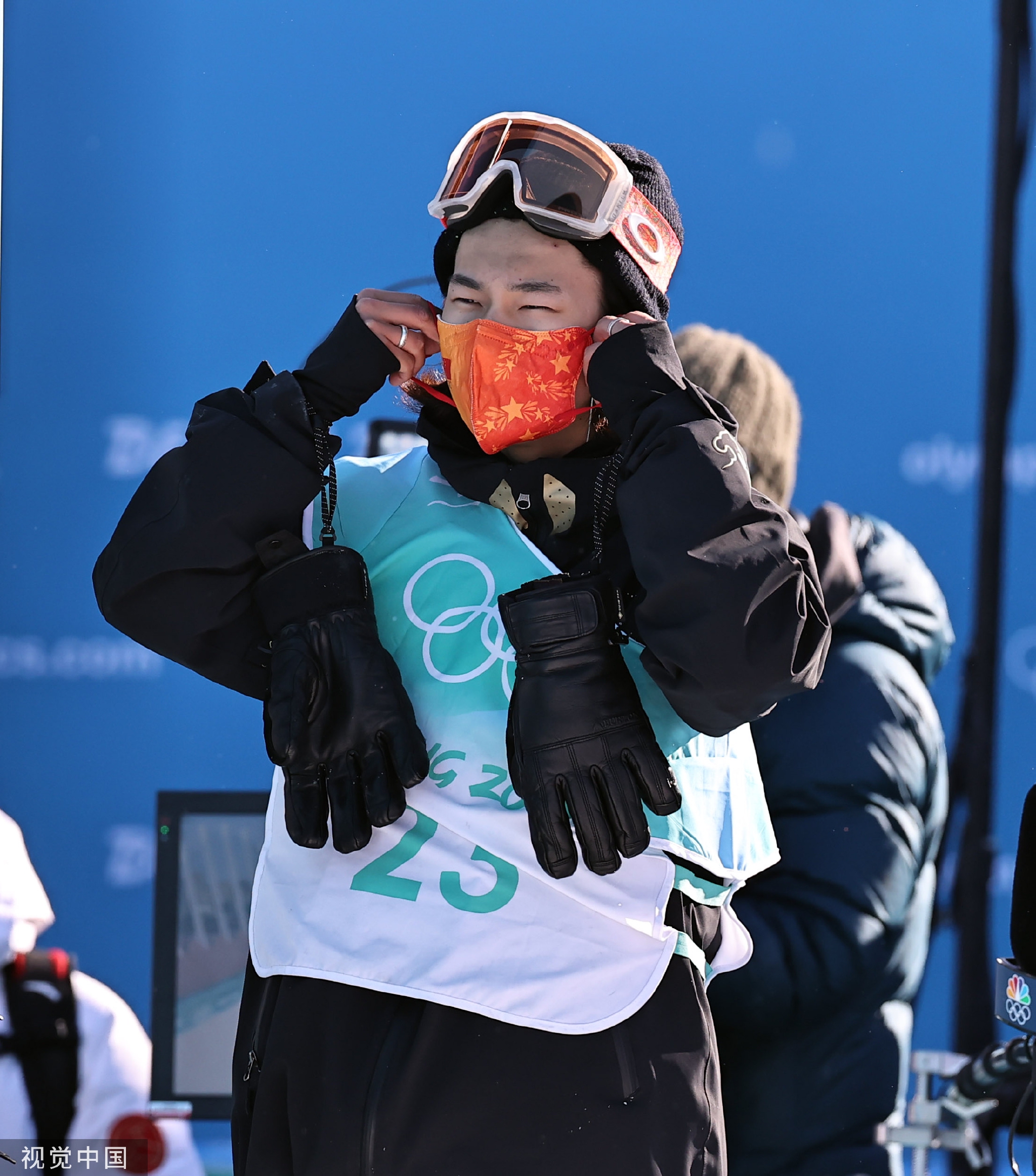 冬奥头条｜谷爱凌苏翊鸣今日冲金，朱易出战女子单人滑短节目休闲区蓝鸢梦想 - Www.slyday.coM