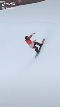 “豆包女孩”火了！为筹钱在剧组跑龙套，参加冬奥背后的故事感动千万网友休闲区蓝鸢梦想 - Www.slyday.coM