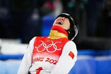 二十年坚守，徐梦桃圆梦北京冬奥休闲区蓝鸢梦想 - Www.slyday.coM