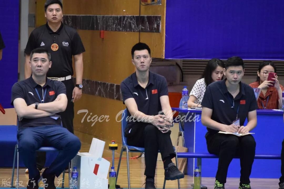 张晨|中国男排|训练营_新浪新闻