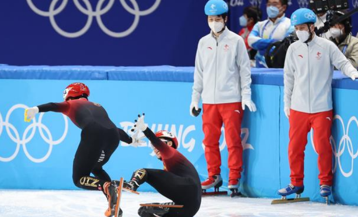 王濛再批5000米接力摔倒的孙龙：不稳定！中国队排兵布阵也有问题休闲区蓝鸢梦想 - Www.slyday.coM