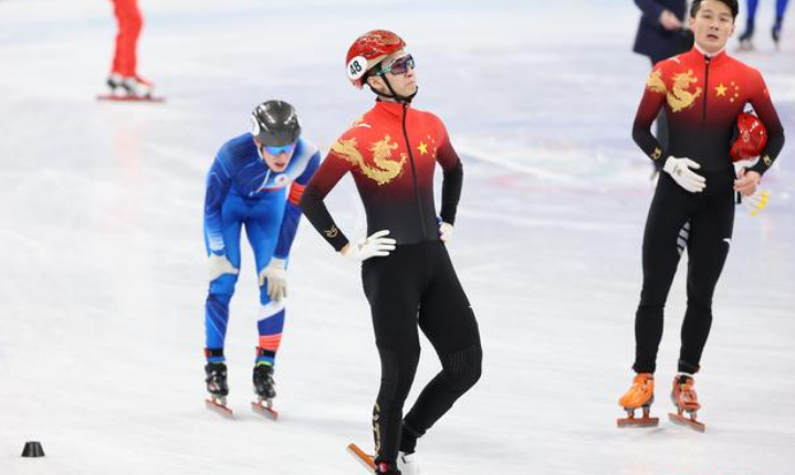 王濛再批5000米接力摔倒的孙龙：不稳定！中国队排兵布阵也有问题休闲区蓝鸢梦想 - Www.slyday.coM