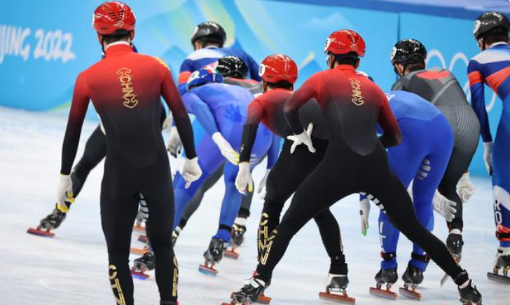 王濛再批5000米接力摔倒的孙龙：不稳定！中国队排兵布阵也有问题休闲区蓝鸢梦想 - Www.slyday.coM