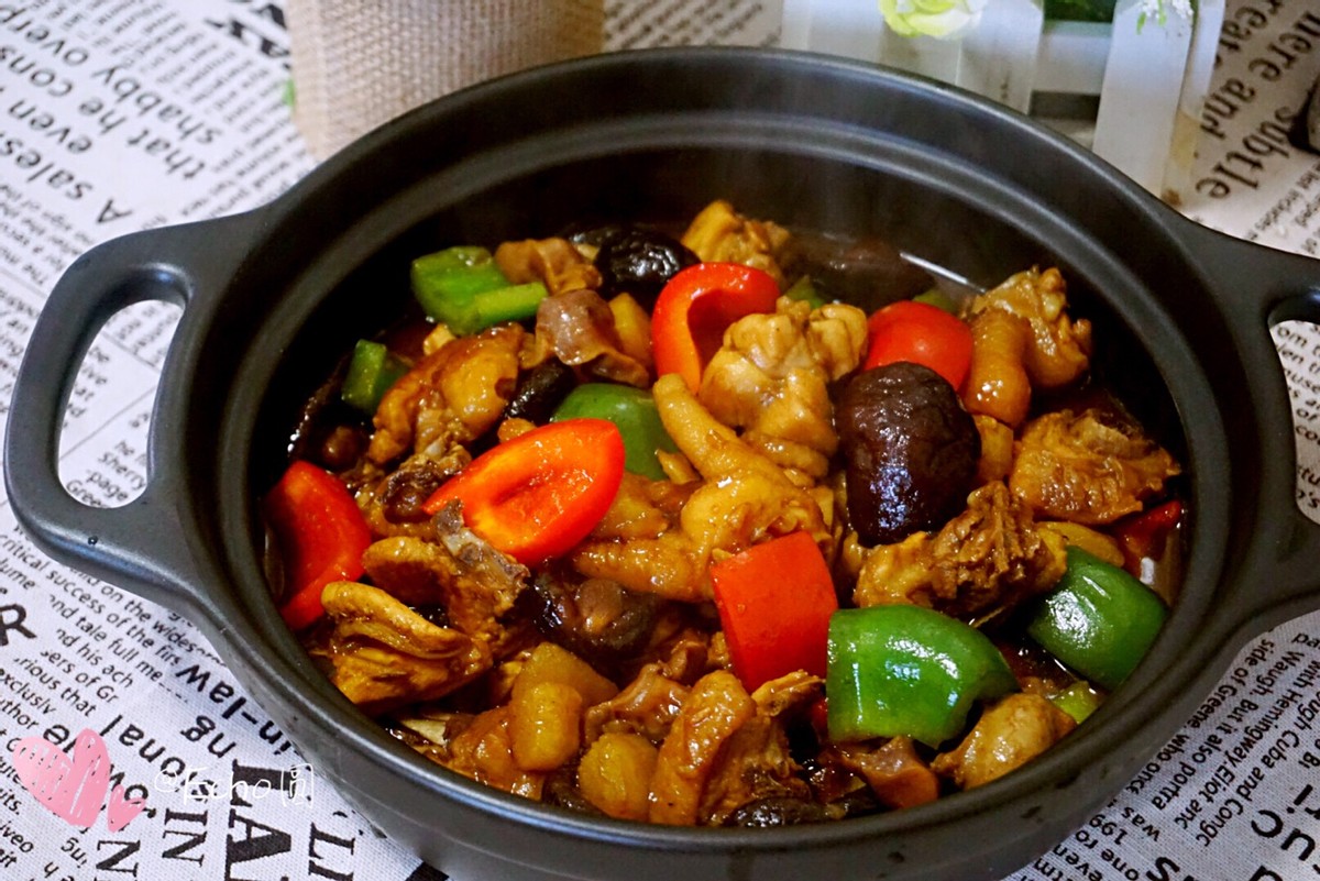 香菇焖鸡爱吃鸡肉的一定要学学这种做法多吃三碗大米饭