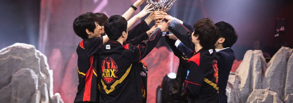 泰坦赛场上的精彩瞬间，ON盲勾C位，而他的泰坦曾让世界无解休闲区蓝鸢梦想 - Www.slyday.coM