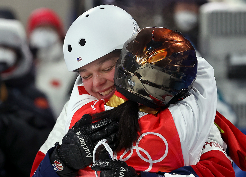 北京冬奥会上感人瞬间，让我们懂得：这才是奥运和世界真正的样子休闲区蓝鸢梦想 - Www.slyday.coM