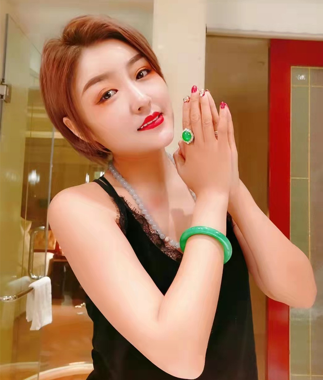 张玉娇直播间曝光内幕前夫破产全是为了他赵本山坑惨了她