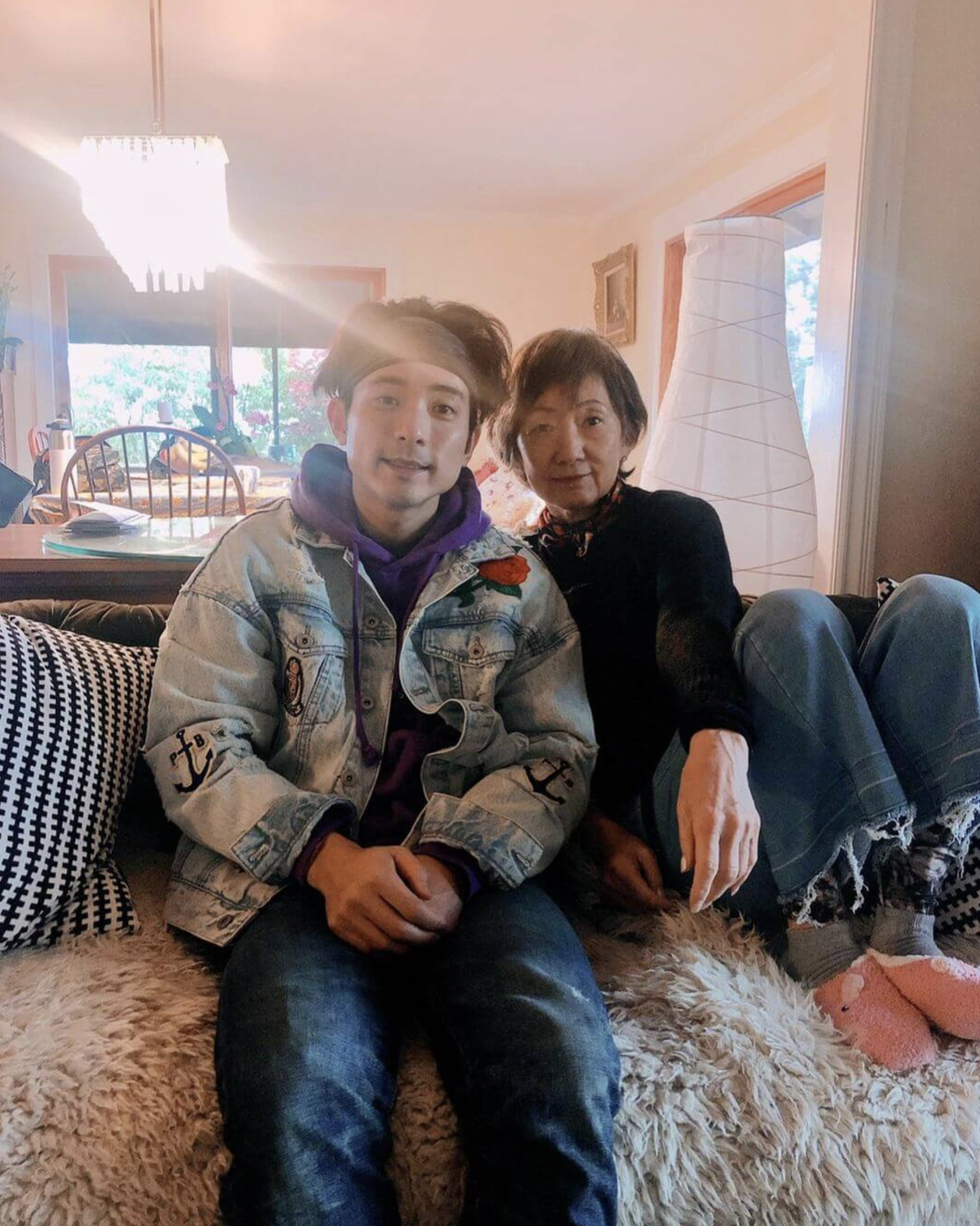 林子祥前妻吴正元生日林德信晒照为母亲庆生同母异父哥哥露脸