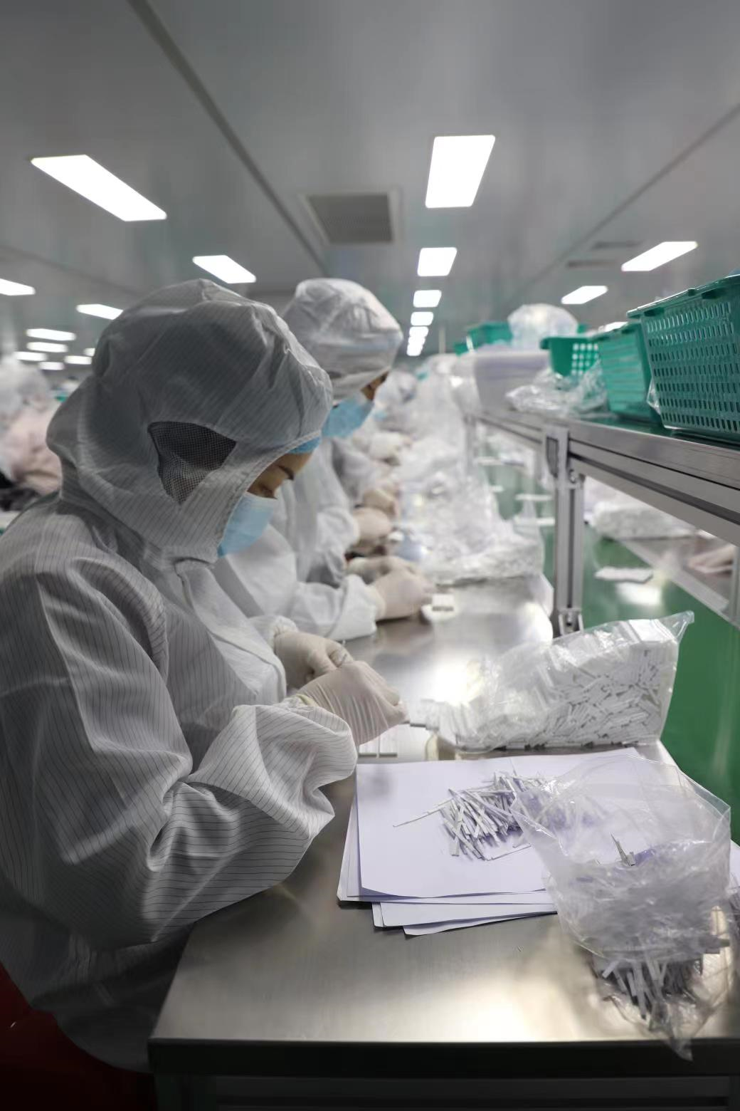 深圳智造迎来开门红亚辉龙产品将包十余架专机飞赴日本