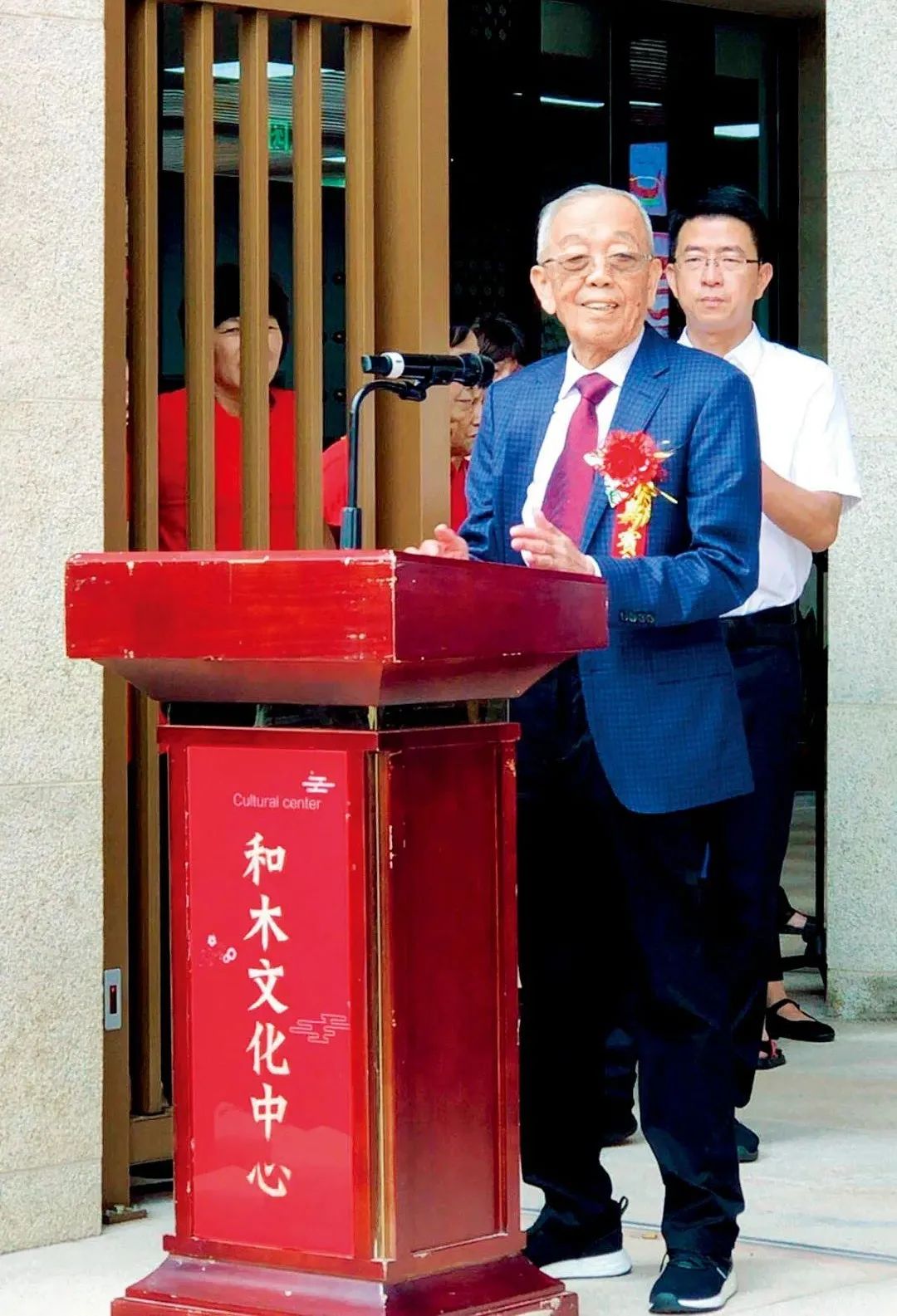 让安踏集团一位高管印象深刻的是,他们在整理丁和木