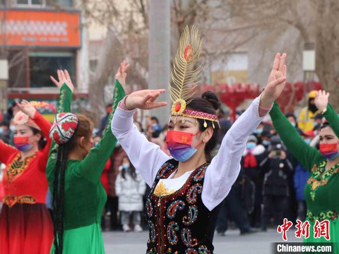 新疆节日盛况图片