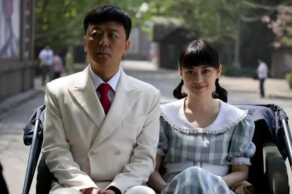 中年离婚又曾绯闻缠身，如今46岁的她是怎么从“保姆”活成“公主”的？休闲区蓝鸢梦想 - Www.slyday.coM