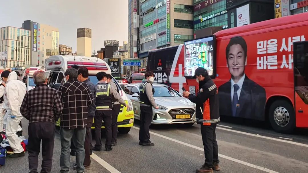 韩国大选突发意外！拉票首日，总统候选人竞选车上2人死亡休闲区蓝鸢梦想 - Www.slyday.coM