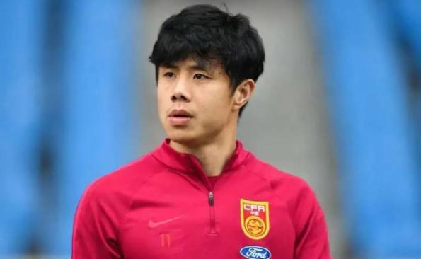 集体讨薪!蒿俊闵在线对峙武汉队,引来多名球员声援中超寒冬延续休闲区蓝鸢梦想 - Www.slyday.coM 集体讨薪!蒿俊闵在线对峙武汉队,引来多名球员声援中超寒冬延续休闲区蓝鸢梦想 - Www.slyday.coM