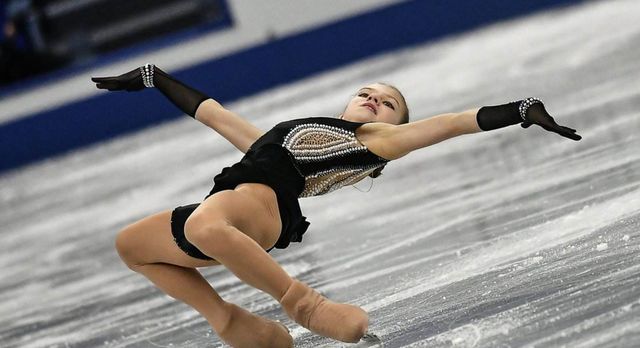 177.13分！特鲁索娃今夜展现5个四周跳！腹肌完美，蟹步狂野！休闲区蓝鸢梦想 - Www.slyday.coM