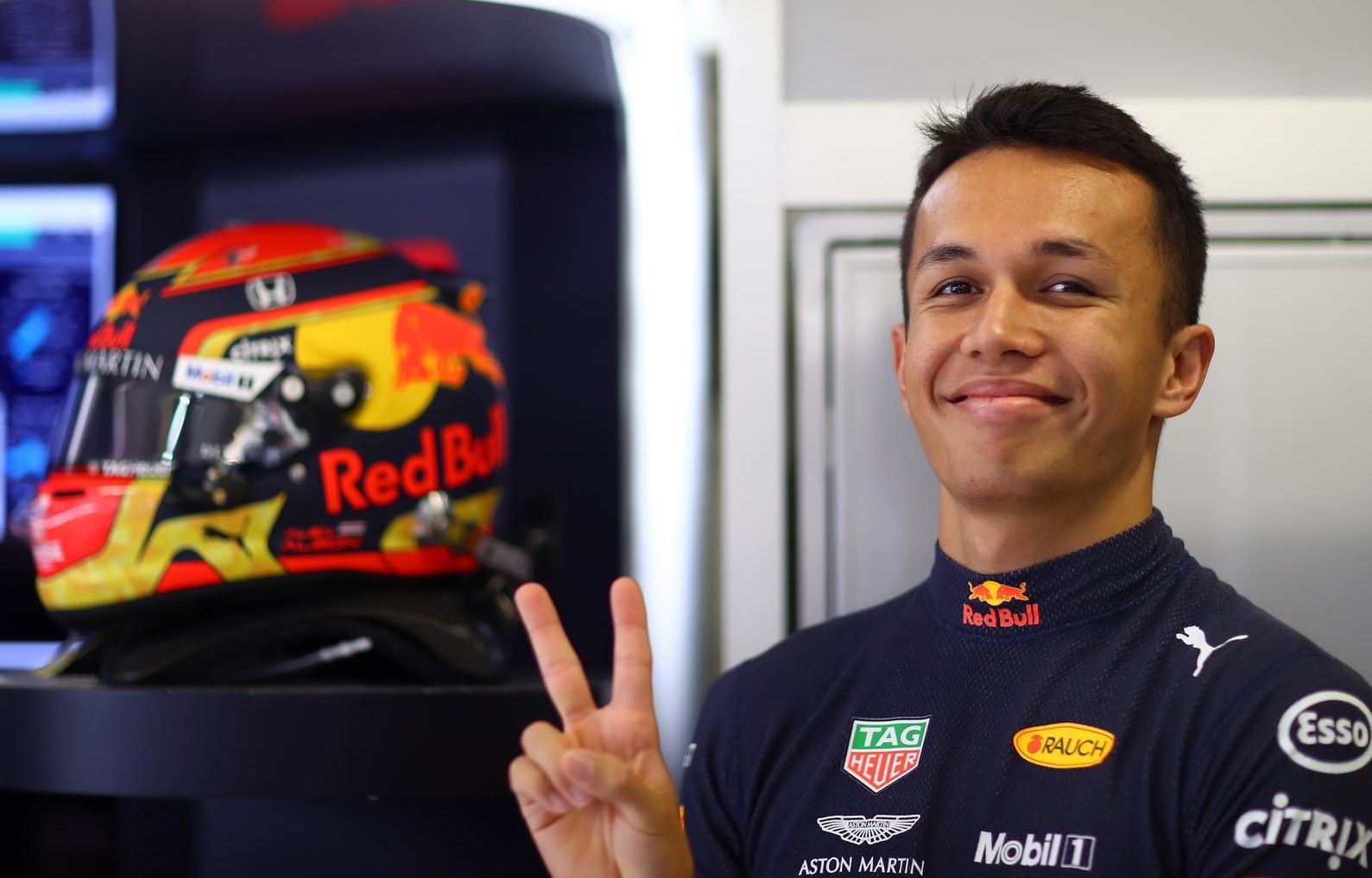 威廉姆斯车队发布f1新赛车阿尔本回归老牌车队