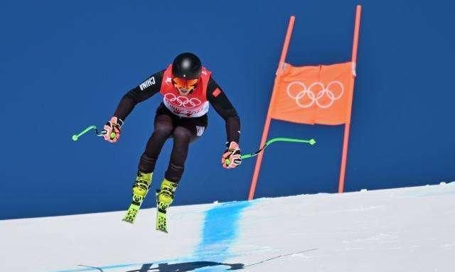 谷爱凌赛后找妈妈，打了10个电话没有接，要试着自己长大休闲区蓝鸢梦想 - Www.slyday.coM