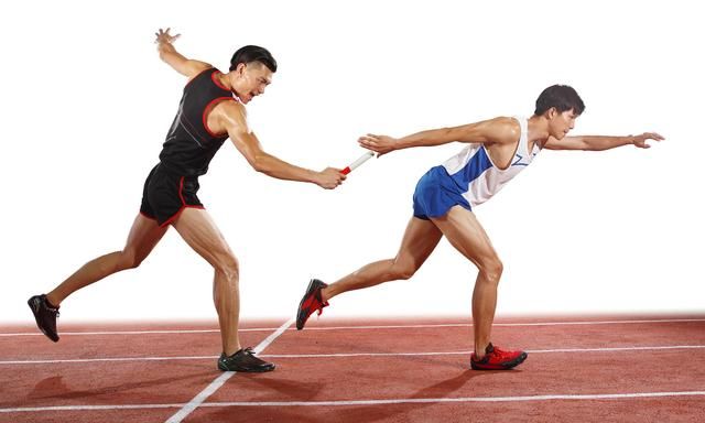 4x400接力赛怎么跑