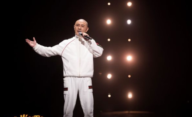 男歌手涉电信诈骗被捕，或面临3年有期徒刑，现场画面曝光引热议休闲区蓝鸢梦想 - Www.slyday.coM