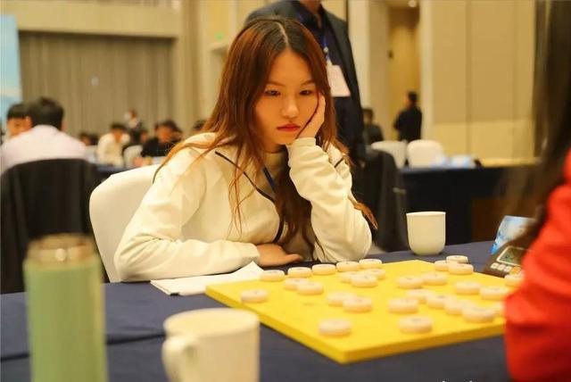 2021中国象棋十大美女美貌与智慧并重妩媚与才华齐飞上