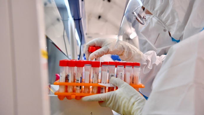 一家五口确诊,商业网点关停!广州2例,酒店和日料店检出阳性休闲区蓝鸢梦想 - Www.slyday.coM 一家五口确诊,商业网点关停!广州2例,酒店和日料店检出阳性休闲区蓝鸢梦想 - Www.slyday.coM