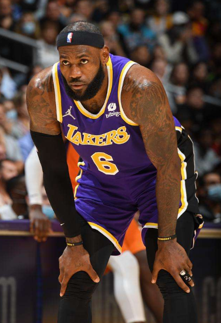 还得是你,贝勒保持了60年的队史第一纪录,被37岁老詹超越|贝勒|湖人队