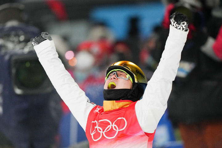 虽然好兄弟贾宗洋没能站上最高领奖台,但金牌是我们中国队的休闲区蓝鸢梦想 - Www.slyday.coM 虽然好兄弟贾宗洋没能站上最高领奖台,但金牌是我们中国队的休闲区蓝鸢梦想 - Www.slyday.coM