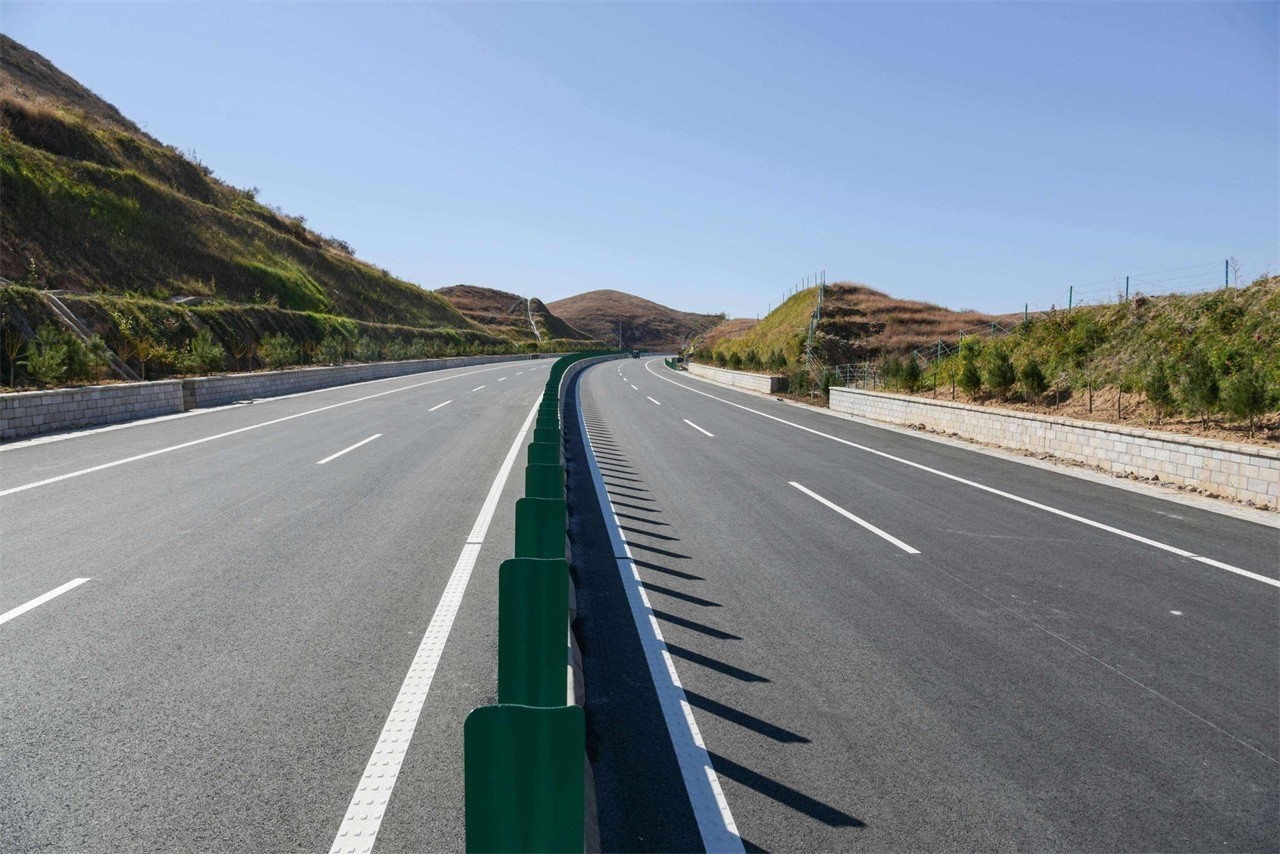 限速150kmh能否实现首条超级高速公路即将完工