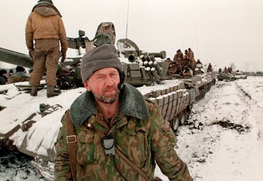 2月17日10时，乌克兰率先在乌东开火，会是俄乌大战前奏吗？休闲区蓝鸢梦想 - Www.slyday.coM