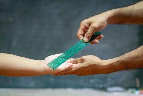 网传衡水某中学教师猥亵女学生,本人回应,校方发声休闲区蓝鸢梦想 - Www.slyday.coM 网传衡水某中学教师猥亵女学生,本人回应,校方发声休闲区蓝鸢梦想 - Www.slyday.coM