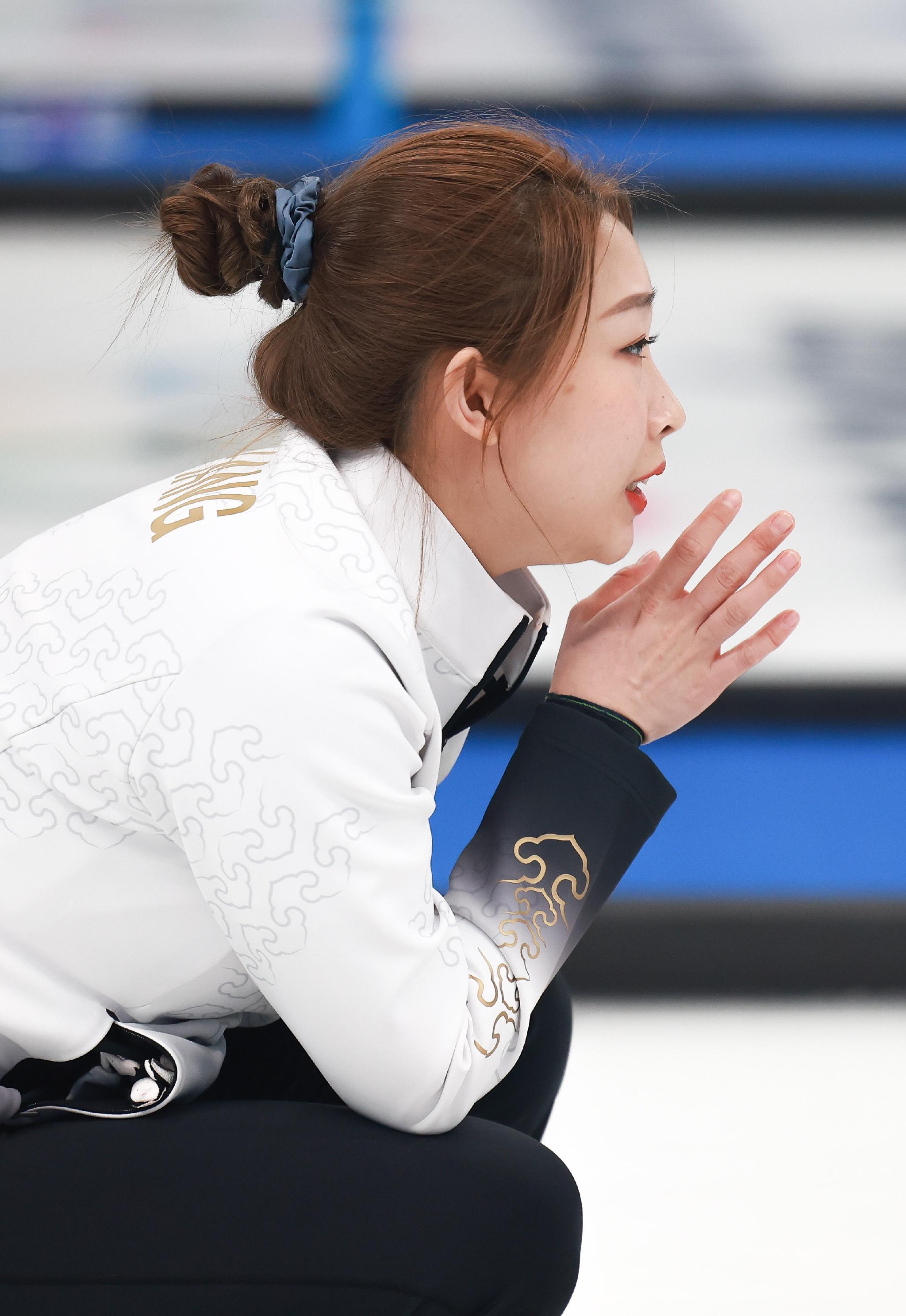 冰壶——女子循环赛:中国队胜加拿大队|中国队|加拿大|张丽君_新浪