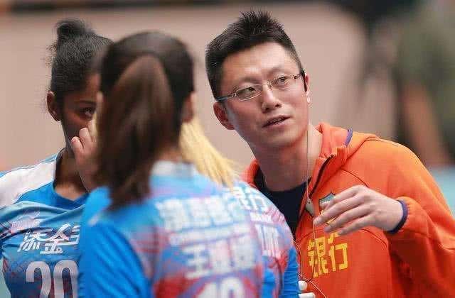 女排金牌教头重新出山！或成蔡斌左膀右臂，5大少帅争夺助教名额休闲区蓝鸢梦想 - Www.slyday.coM
