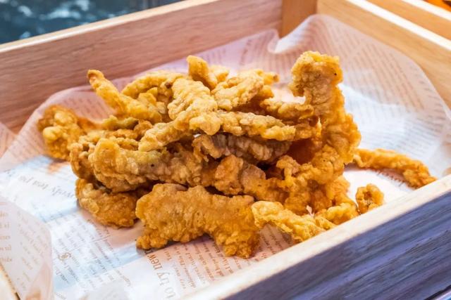 天津滨江道惊现一家2000㎡自助安格斯牛肉潮汕海鲜火锅