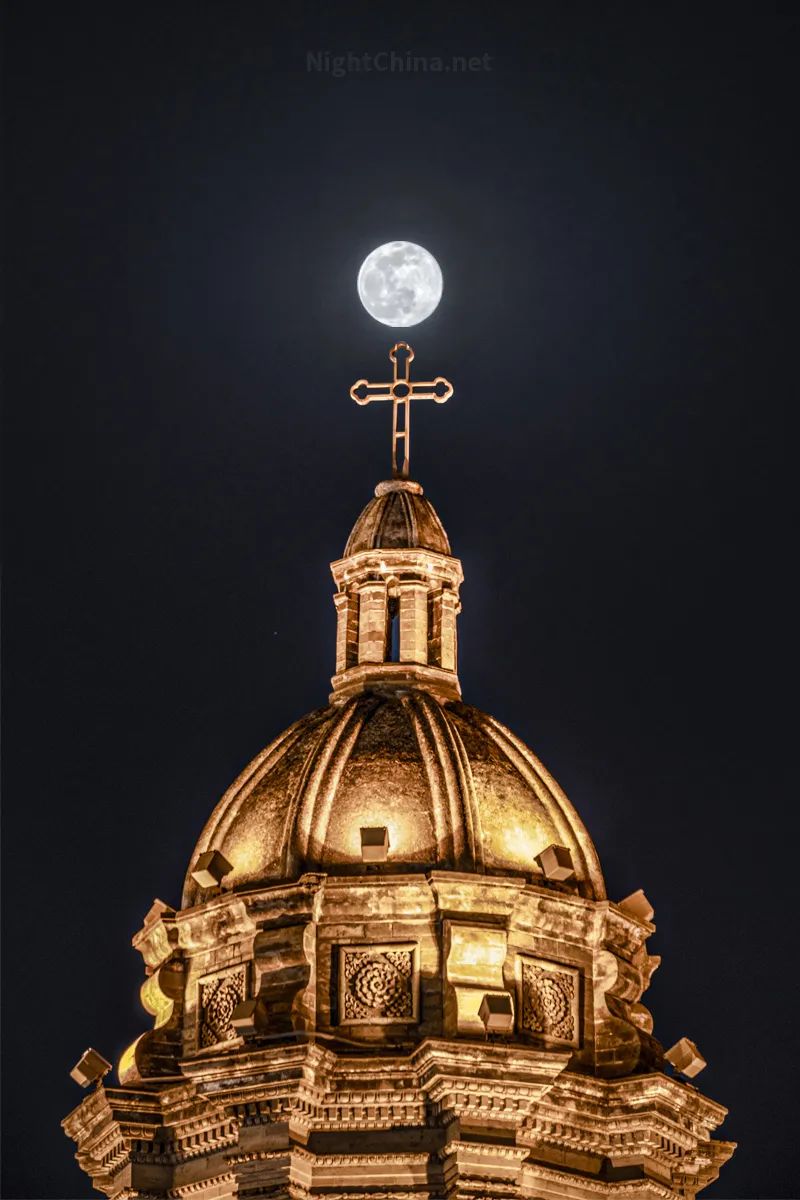 壬寅年的第一轮满月休闲区蓝鸢梦想 - Www.slyday.coM