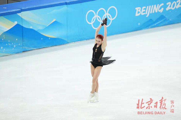 特鲁索娃再现招牌“蟹步” 五个四周跳嗨翻赛场休闲区蓝鸢梦想 - Www.slyday.coM