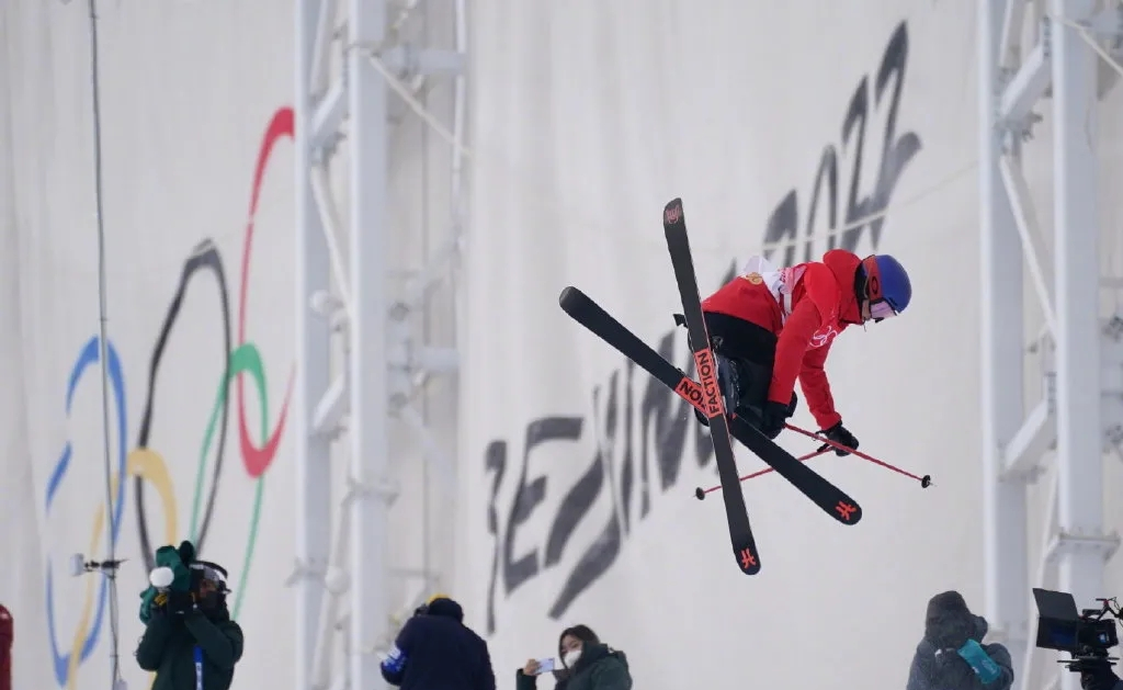 给力！谷爱凌、张可欣、李方慧成功晋级决赛休闲区蓝鸢梦想 - Www.slyday.coM