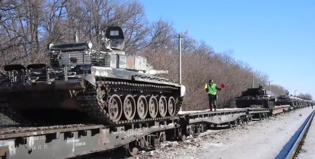 趁俄军撤出白俄罗斯，乌克兰打响第一枪！卢甘斯克居民区遭炮击休闲区蓝鸢梦想 - Www.slyday.coM