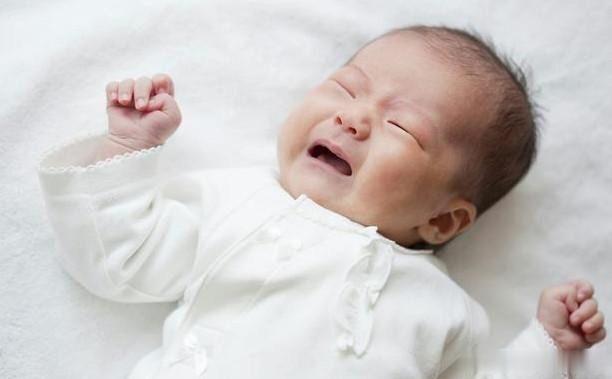 新生儿独有的5个“怪”现象,爸妈别着急,宝宝只是长得有点儿快休闲区蓝鸢梦想 - Www.slyday.coM 新生儿独有的5个“怪”现象,爸妈别着急,宝宝只是长得有点儿快休闲区蓝鸢梦想 - Www.slyday.coM