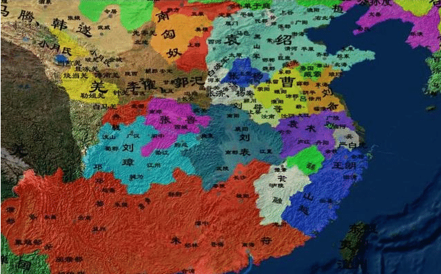 汉末群雄割据图1,自身实力较强.