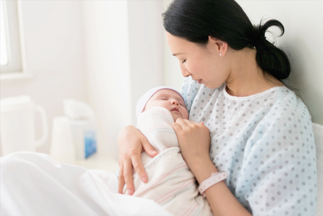 新生儿独有的5个“怪”现象,爸妈别着急,宝宝只是长得有点儿快休闲区蓝鸢梦想 - Www.slyday.coM 新生儿独有的5个“怪”现象,爸妈别着急,宝宝只是长得有点儿快休闲区蓝鸢梦想 - Www.slyday.coM