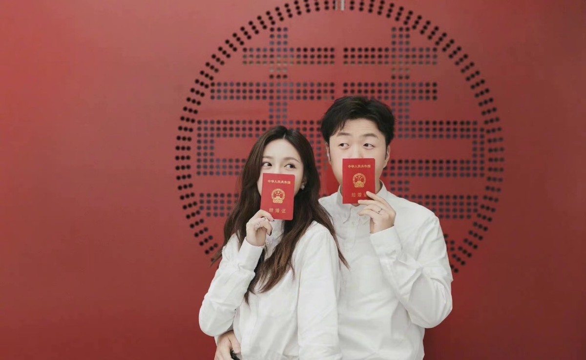 杜海涛结婚后成大赢家!身材暴瘦变帅哥,穿白衬衣拍结婚照大变样休闲区蓝鸢梦想 - Www.slyday.coM 杜海涛结婚后成大赢家!身材暴瘦变帅哥,穿白衬衣拍结婚照大变样休闲区蓝鸢梦想 - Www.slyday.coM